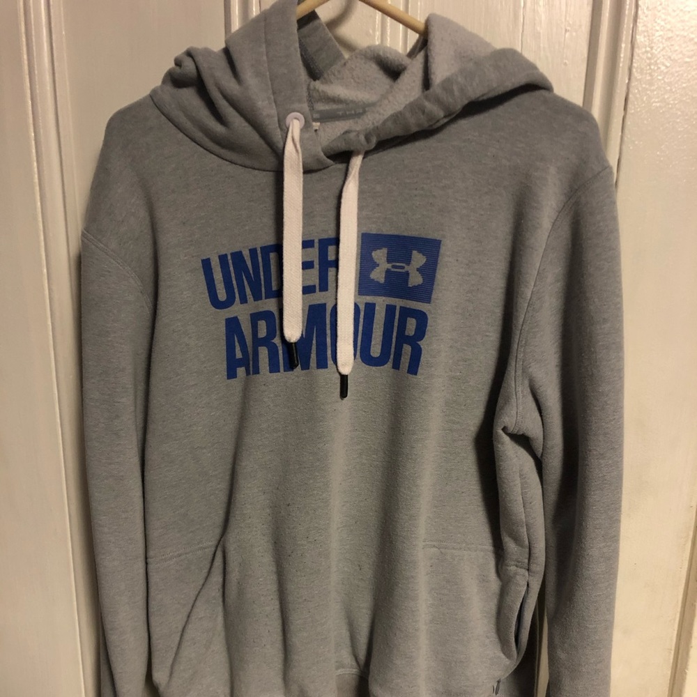 Under Armour Sweatshirt